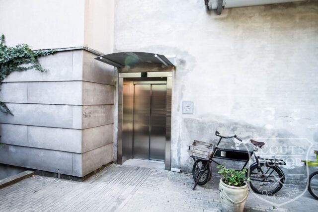 minimalistisk lejlighed elevator direkte op i lejlighed københavn location copenhagen scoutshonor (37 of 43)