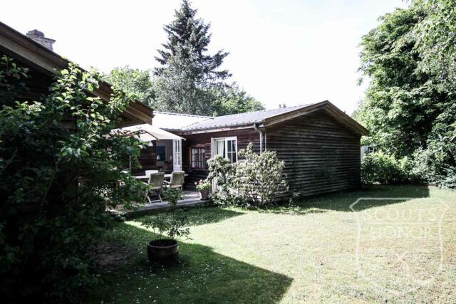 træhus sommerhus hvidt i hvidt wooden house location (27 of 47)