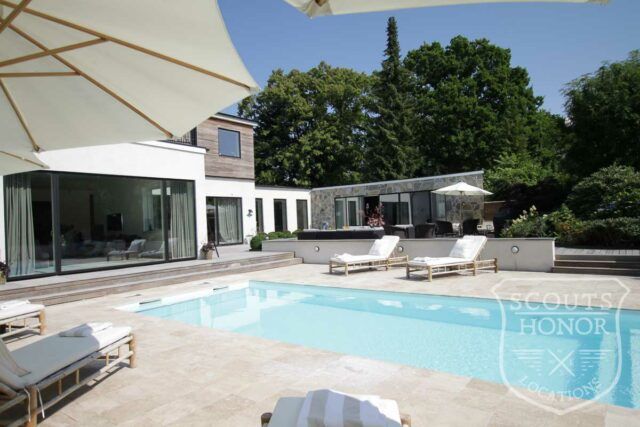 pool eksklusivt villa underjordisk garage arkitektur location scoutshonor (101 of 122)