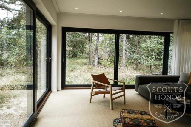 skov moderne store vinduer sommerhus naturgrund location denmark scoutshonor (21 of 45)