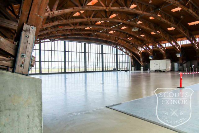 hanger store vinduer lufthavn højt til loftet location denmark scoutshonor 15