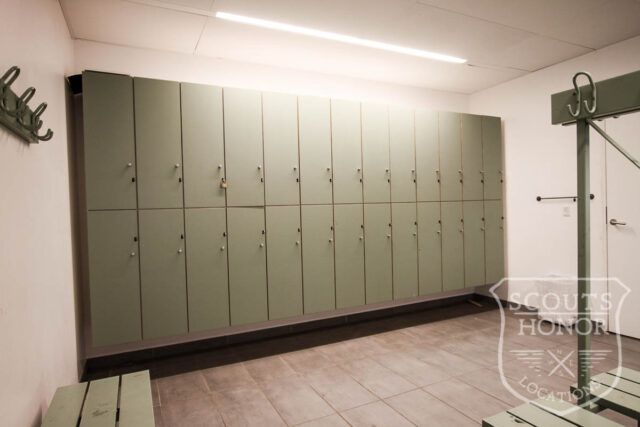 lockerroom omkldningsrum grnnefliser kbenhavn location copenhagen scoutshonor7of16