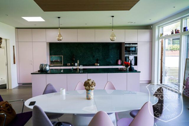modern architecture pink kitchen udsigt til sø location denmark scoutshonor 80
