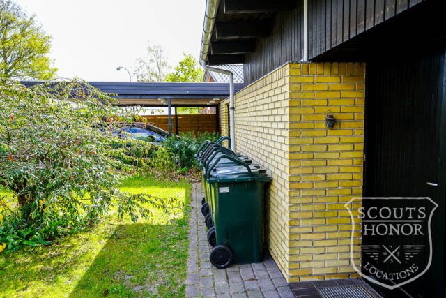 retro parcelhus gule mursten terrasse location denmark scoutshonor 02
