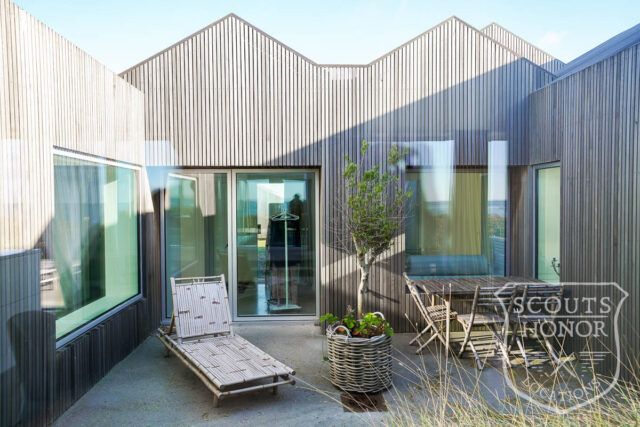 moderne arkitektur havudsigt minimalistisk træbeklædning location denmark scoutshonor00030