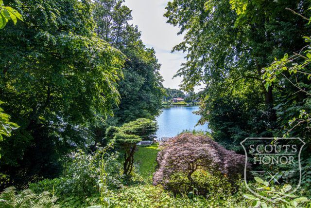 villa udsigt til sø idyllisk drivhus location denmark scoutshonor 30