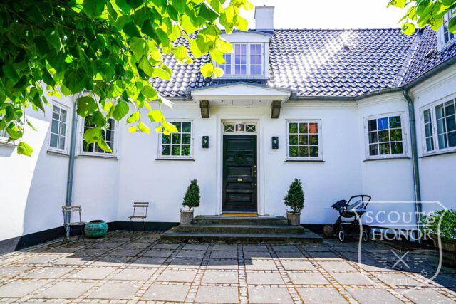 villa charlottenlund hyggelig have atrium location denmark scoutshonor 004