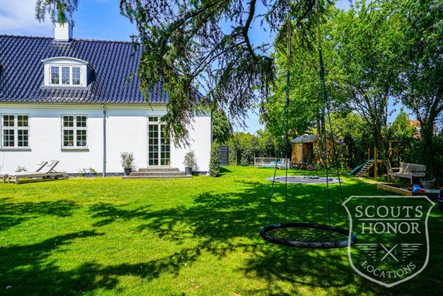 villa charlottenlund hyggelig have atrium location denmark scoutshonor 035