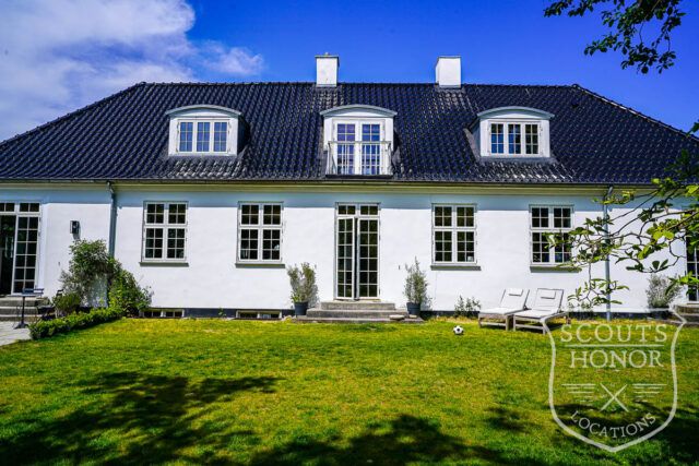 villa charlottenlund hyggelig have atrium location denmark scoutshonor 039