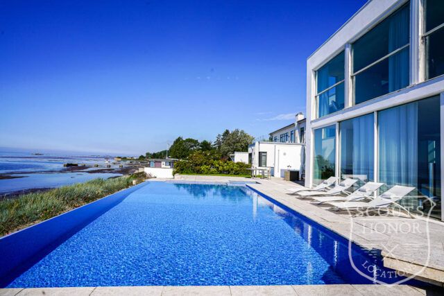 skåne outdoor pool luxury white on white location denmark scoutshonor 037
