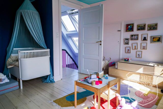 villa kastrup moderne funky malede lofter farver location denmark scoutshonor 047