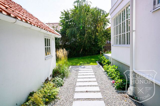 skåne overdækket pool moderne hvid villa location denmark scoutshonor 15