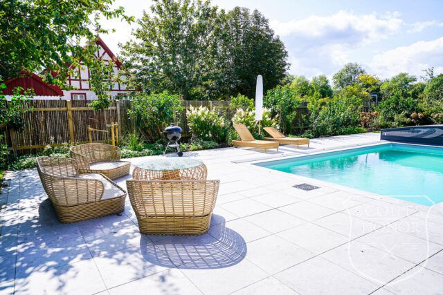 skåne overdækket pool moderne hvid villa location denmark scoutshonor 24