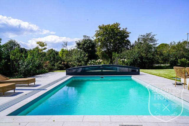 skåne overdækket pool moderne hvid villa location denmark scoutshonor 30