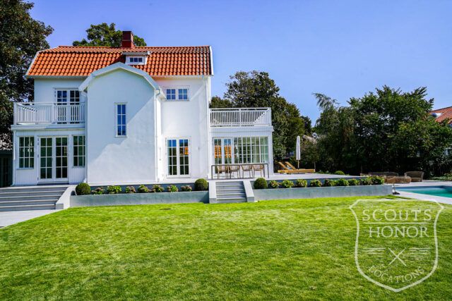 skåne overdækket pool moderne hvid villa location denmark scoutshonor 34