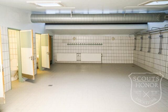 omklædningsrum locker room retro baderum location copenhagen scoutshonor locations 11