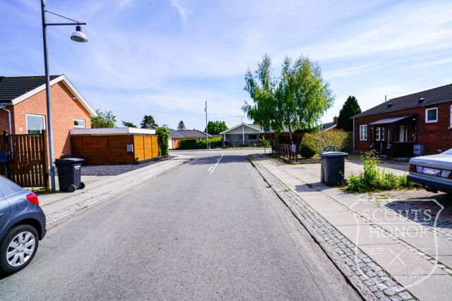 parcelhus copenhagen area børneværelse hjemmestudie terrasse location denmark scoutshonor 015