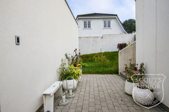 modern architecture minimalistic panoramic view white villa north zealand location denmark scoutshonor 06