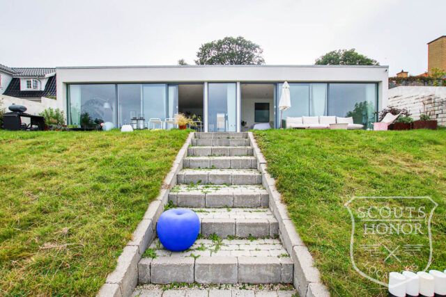 modern architecture minimalistic panoramic view white villa north zealand location denmark scoutshonor 18