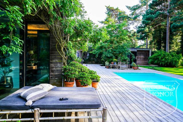 skåne arkitekttegnet villa udendørs pool naturområde luksus location denmark scoutshonor 063