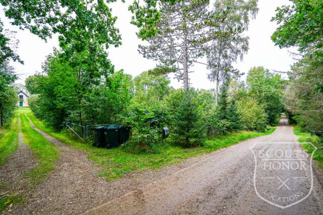 sommerhus idyl skov i baghaven lysindfald location denmark scoutshonor 011